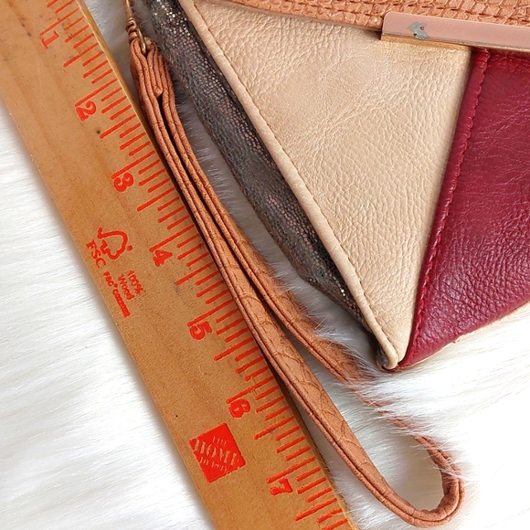 Bijou Brigette Clutch Wristlet - Picture 13 of 13